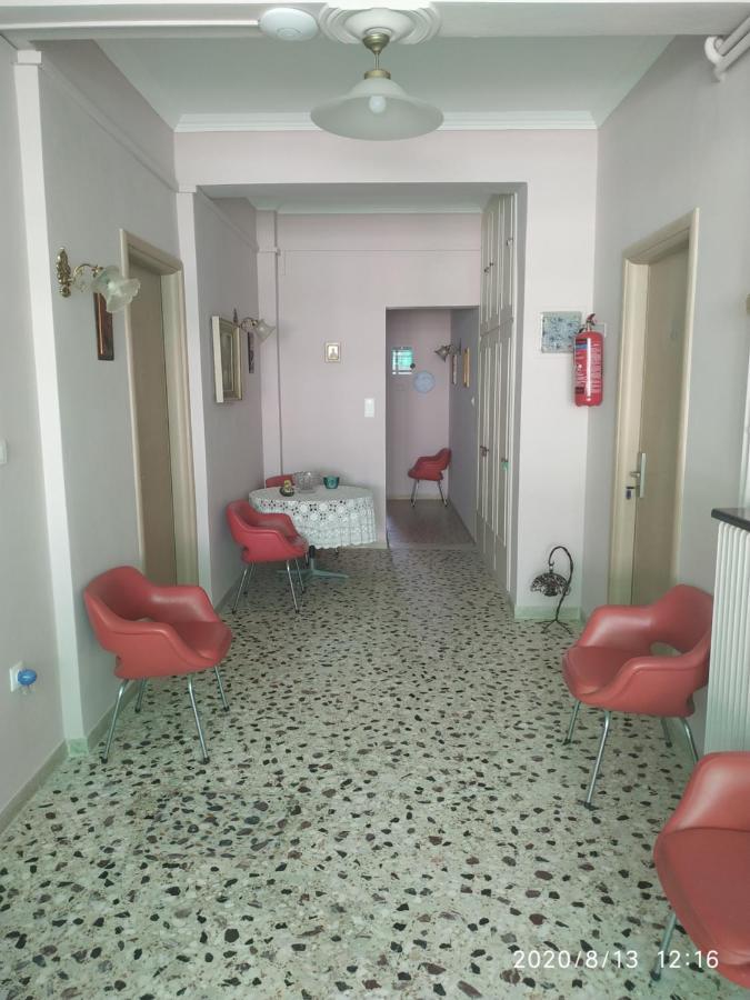 Finikas Rooms Agia Marina  Eksteriør billede