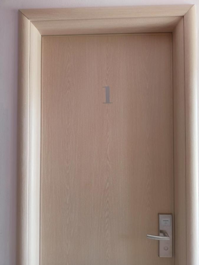 Finikas Rooms Agia Marina  Værelse billede