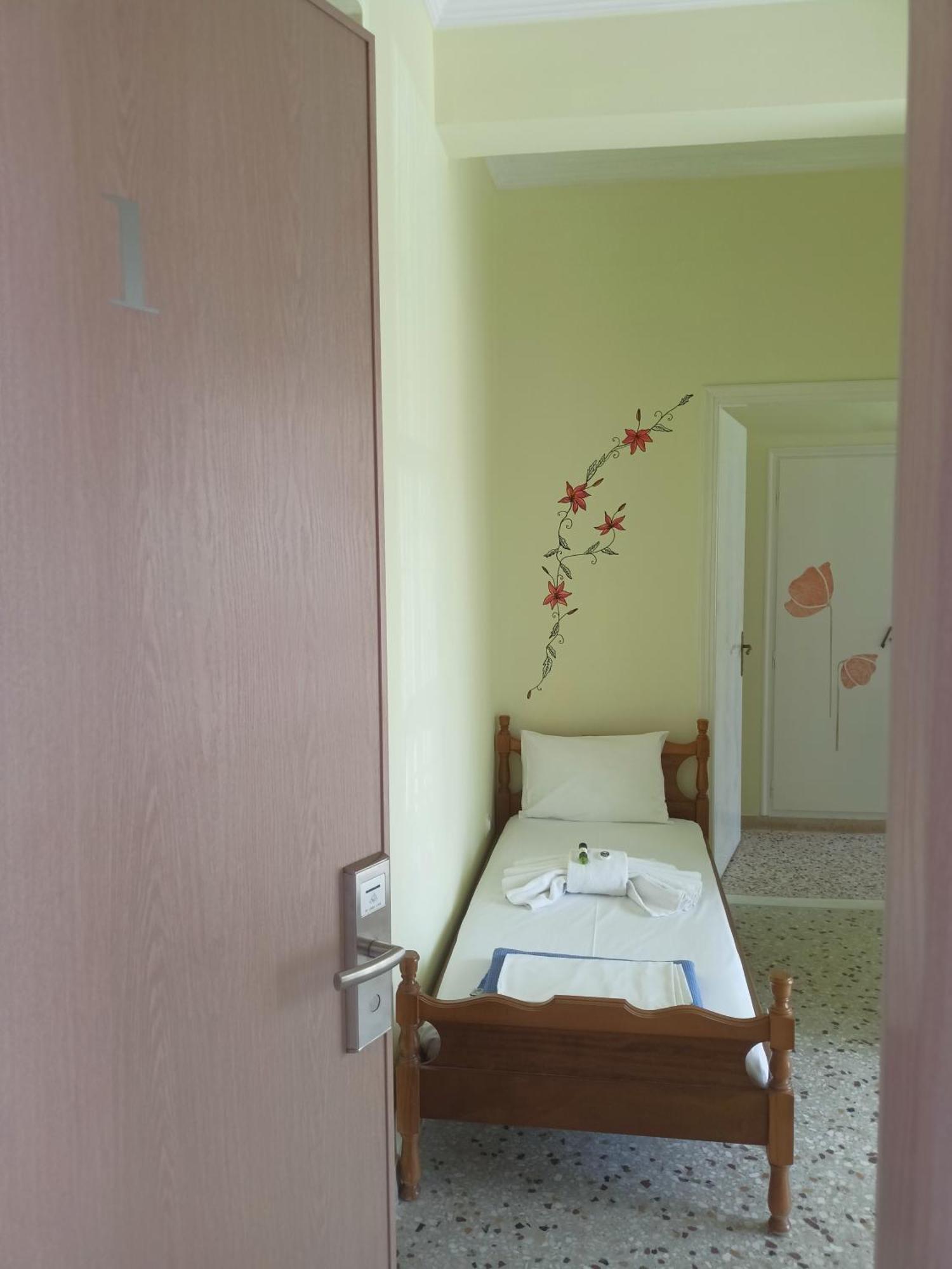 Finikas Rooms Agia Marina  Værelse billede